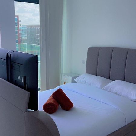 Ds Rentals - Entire 1 Bedroom Apartment Londen Buitenkant foto