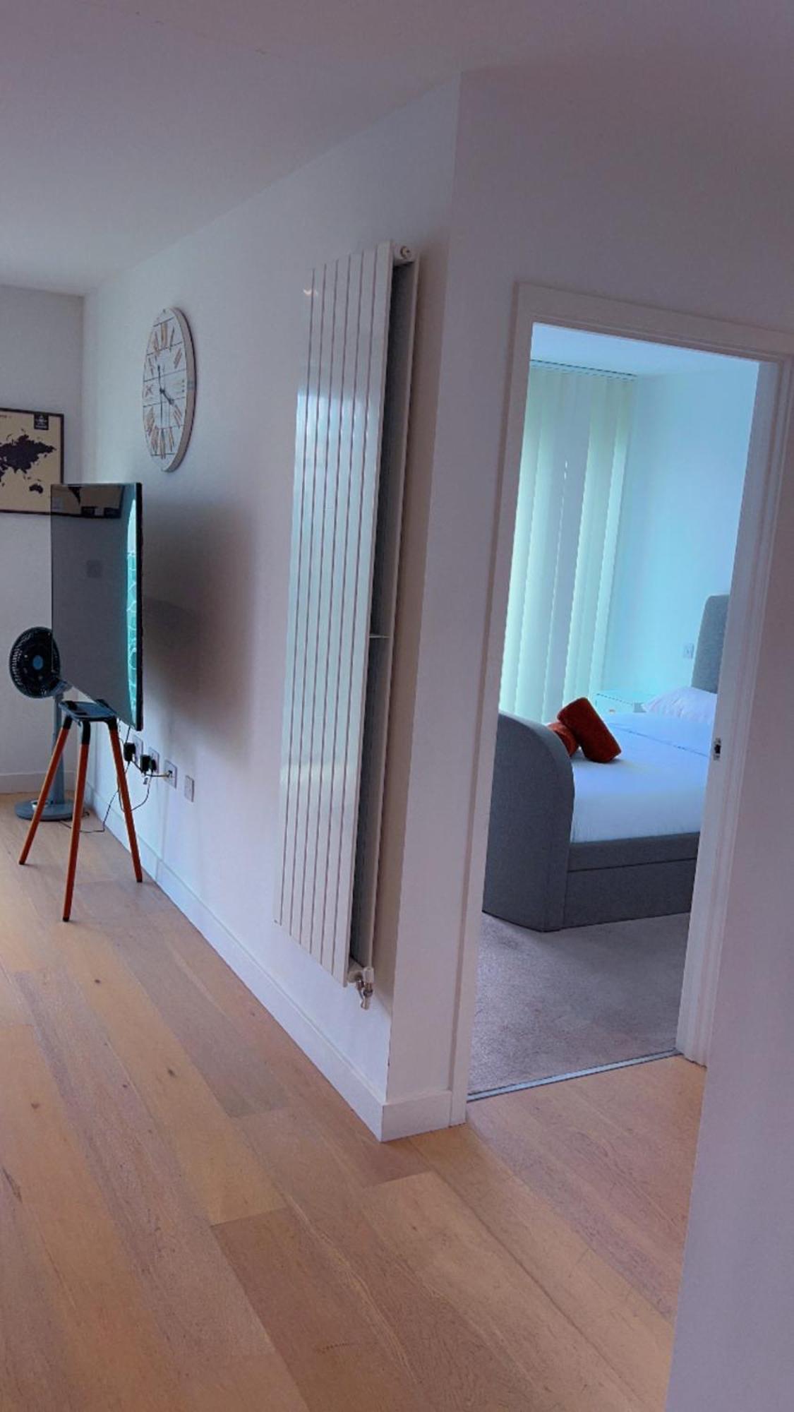 Ds Rentals - Entire 1 Bedroom Apartment Londen Buitenkant foto